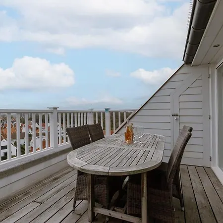 アパート Spacious With Magnificent View Of クノック・ヘイスト