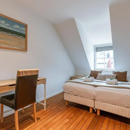 Spacious With Magnificent View Of